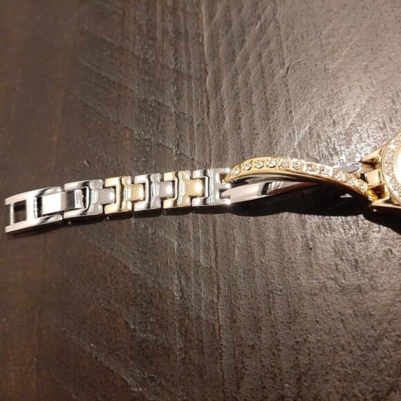 Quartz Wrist Watch Silver Gold Plated Crossover Link Rhinestone Stainless Steel - Picture 9 of 12